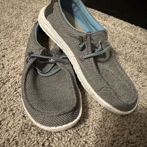 EUC Hey Dude Boy’s Gray and Light Blue Loafers Slip-Ons - size 5/EU 37